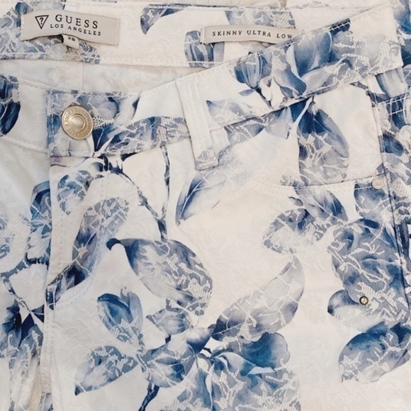 Guess Skinny Ultra Low Rise Floral Printed Jeans - Picture 8 of 11